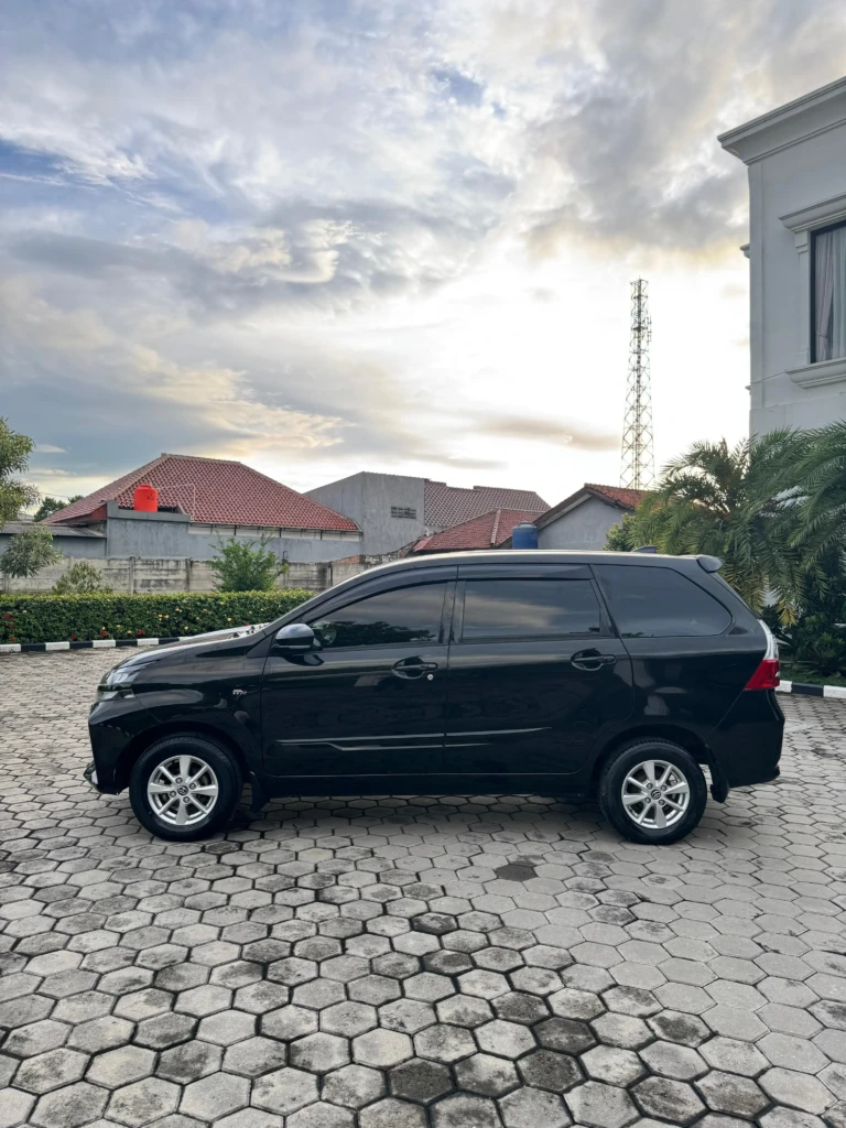 cb402ac0-2b5f-4db4-b4c1-a761b0e42ea0